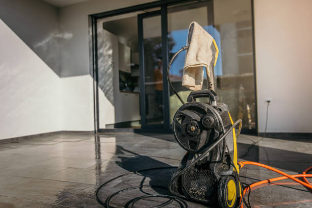 Best Sign and Awning Cleaning  in Clinton, NY