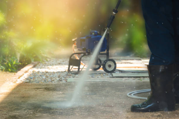 Best Graffiti Removal  in Clinton, NY